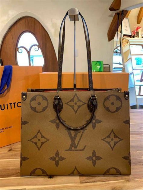 lv monogram bag 2019